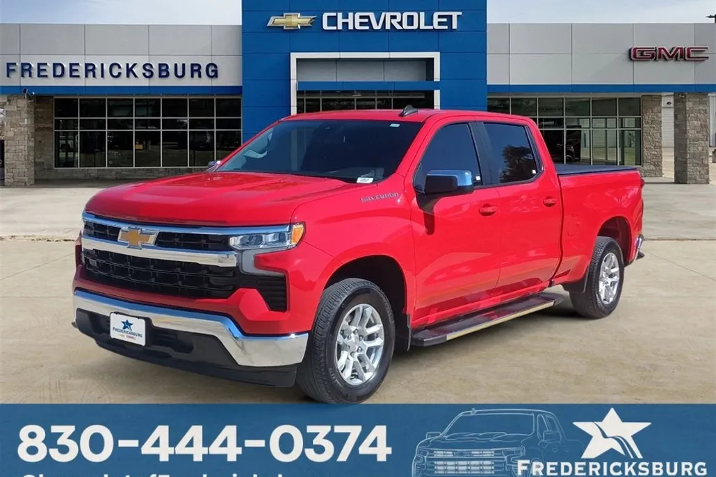 2024 Chevrolet Silverado 1500 LT photo 1