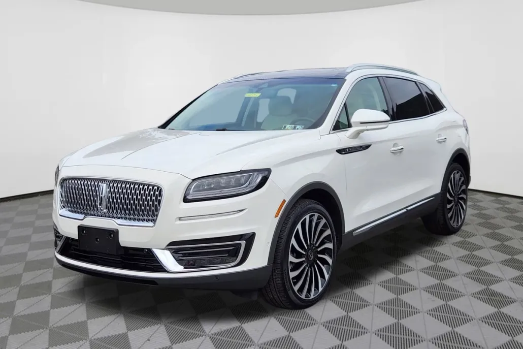 2020 Lincoln Nautilus Black Label photo 1