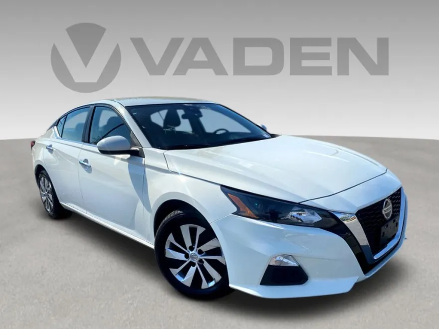 2022 Nissan Altima 2.5 S photo 1