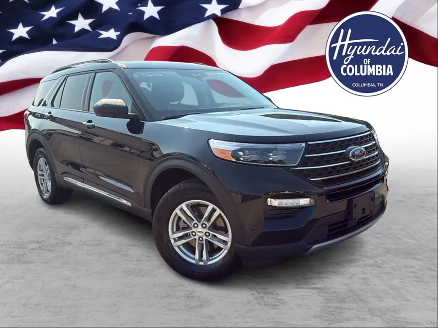 2024 Ford Explorer XLT photo 1