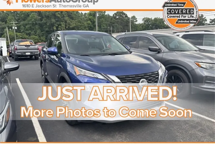 2023 Nissan Rogue SV photo 1