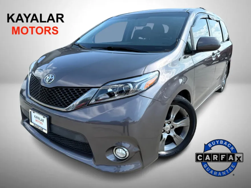2015 Toyota Sienna photo 1