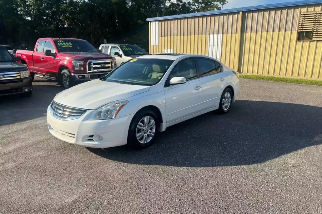 2012 Nissan Altima 2.5 SL photo 1