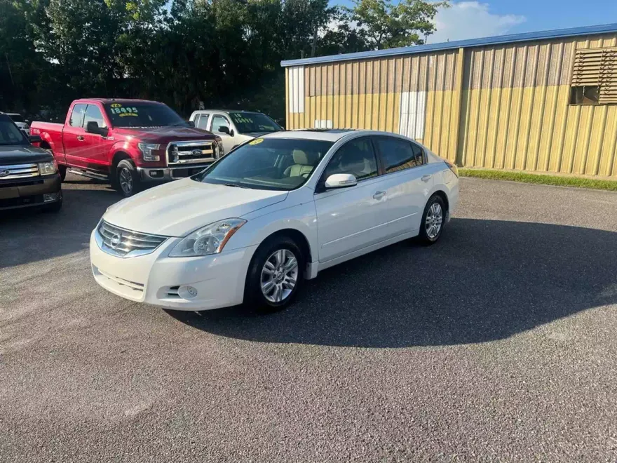 2012 Nissan Altima 2.5 SL photo 1