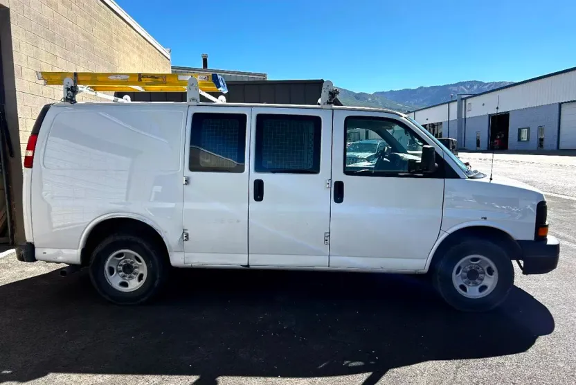 2013 Chevrolet Express Cargo Van photo 1