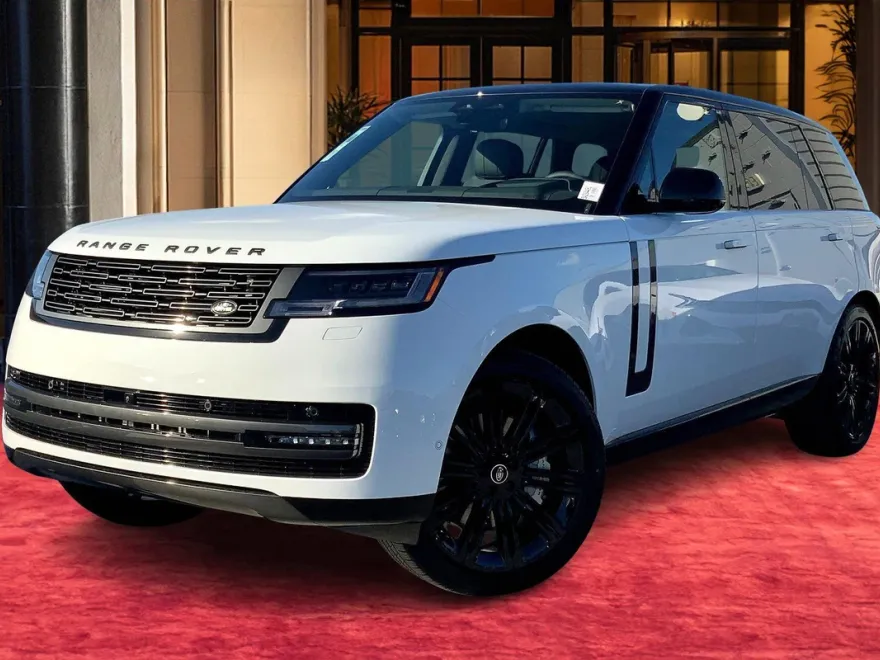 2025 Land Rover Range Rover SE photo 1