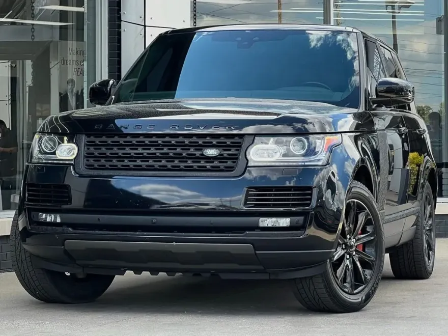 2017 Land Rover Range Rover SuperCharged HSE photo 1