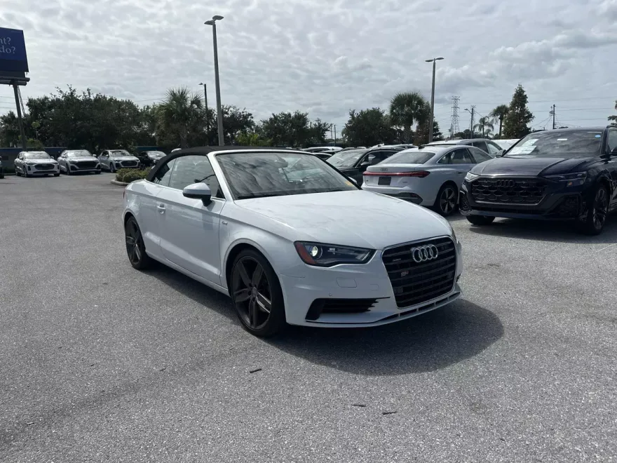 2016 Audi A3 2.0T Premium Plus photo 1