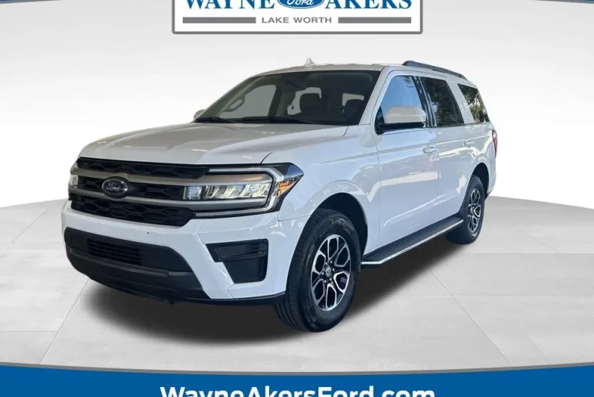 2022 Ford Expedition XLT photo 1