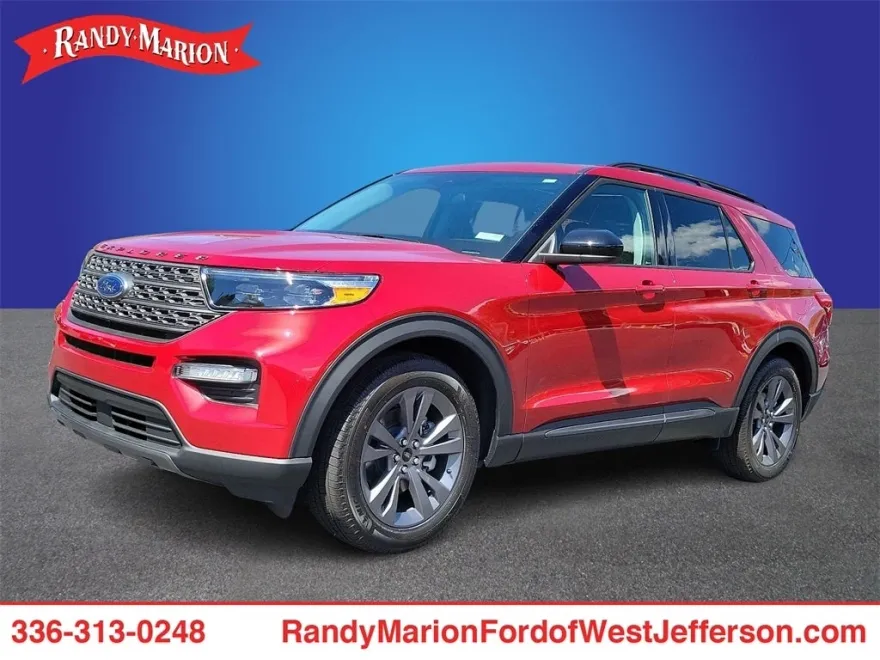 2024 Ford Explorer XLT photo 1