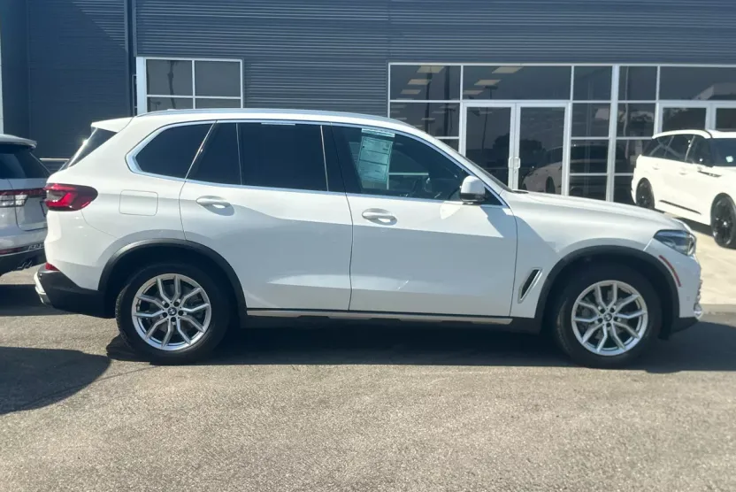 2023 Bmw X5 xDrive40i photo 1