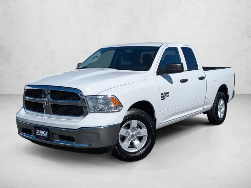 2024 Ram 1500 Classic SLT photo 1