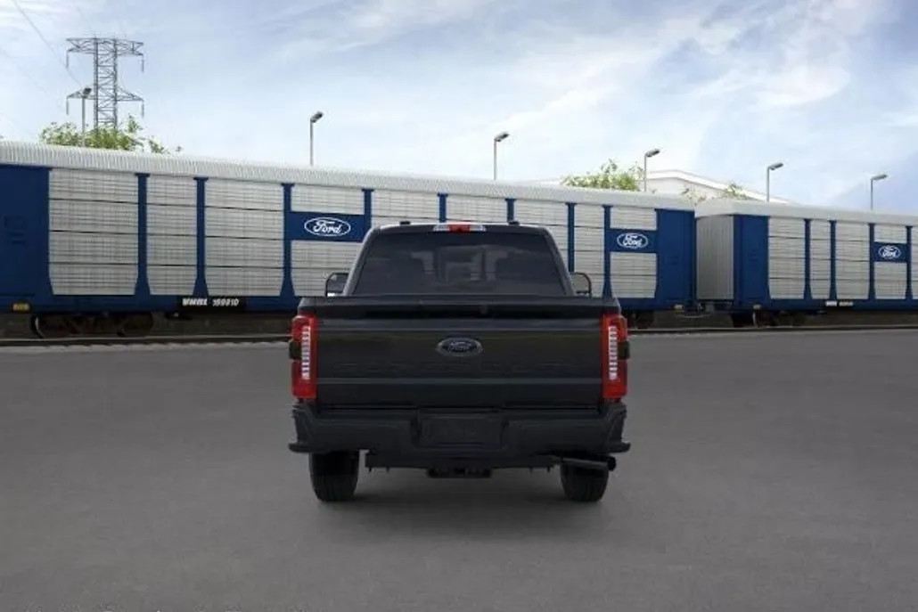 2026 Ford F-250 photo 1
