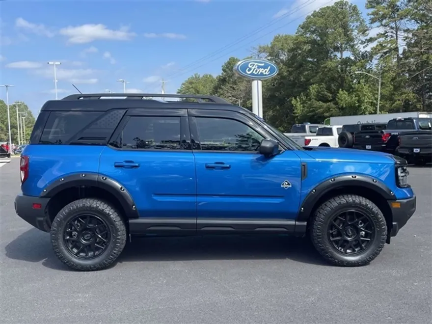 2025 Ford Bronco Sport Outer Banks photo 1