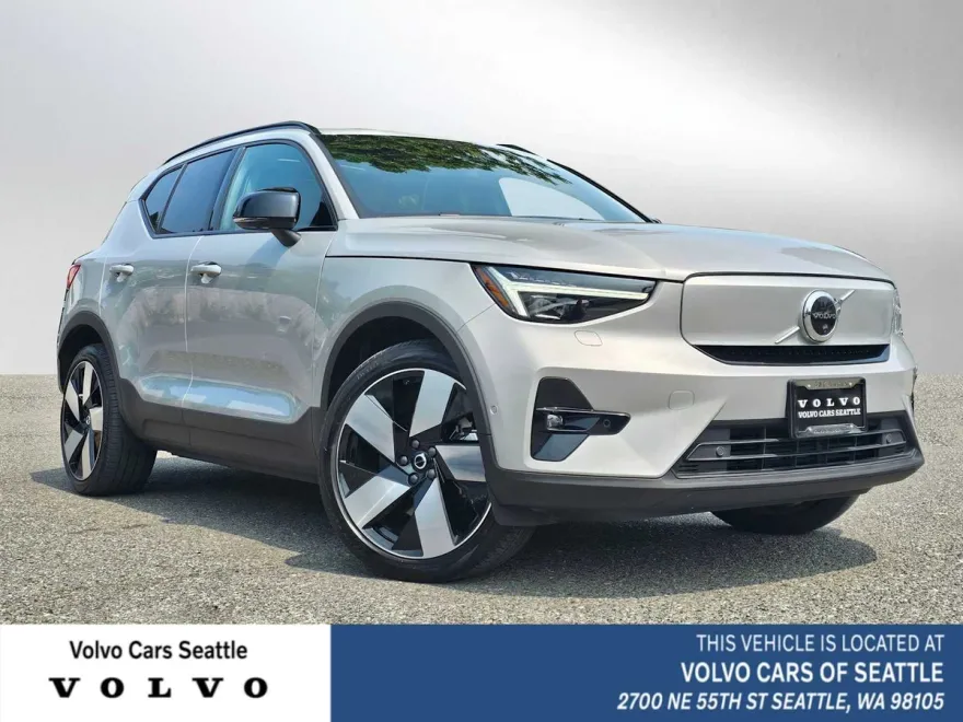 2023 Volvo XC40 Recharge Ultimate photo 1
