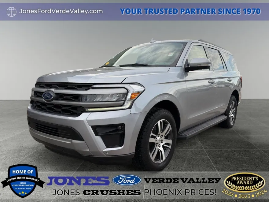 2024 Ford Expedition XLT photo 1