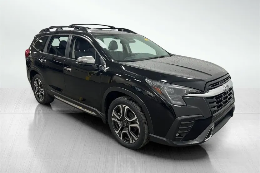 2023 Subaru Ascent Touring photo 1