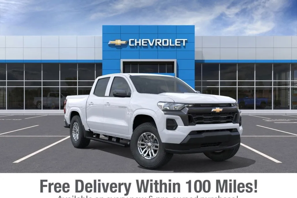 2025 Chevrolet Colorado Work Truck LT photo 1