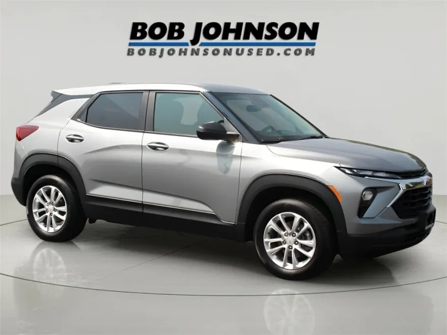 2025 Chevrolet Trailblazer LS photo 1