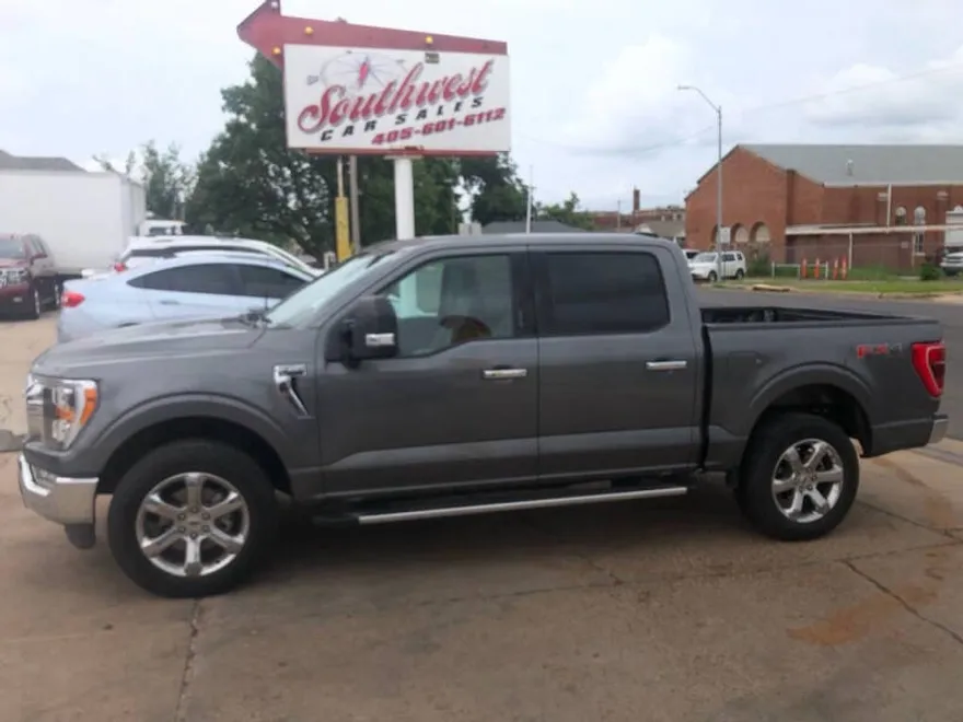 2022 Ford F-150 XLT photo 1