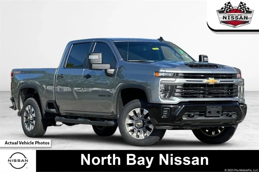 2024 Chevrolet Silverado 2500HD Custom photo 1