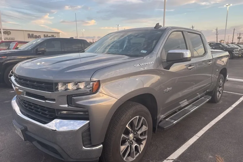 2020 Chevrolet Silverado 1500 LT Texas Edition photo 1