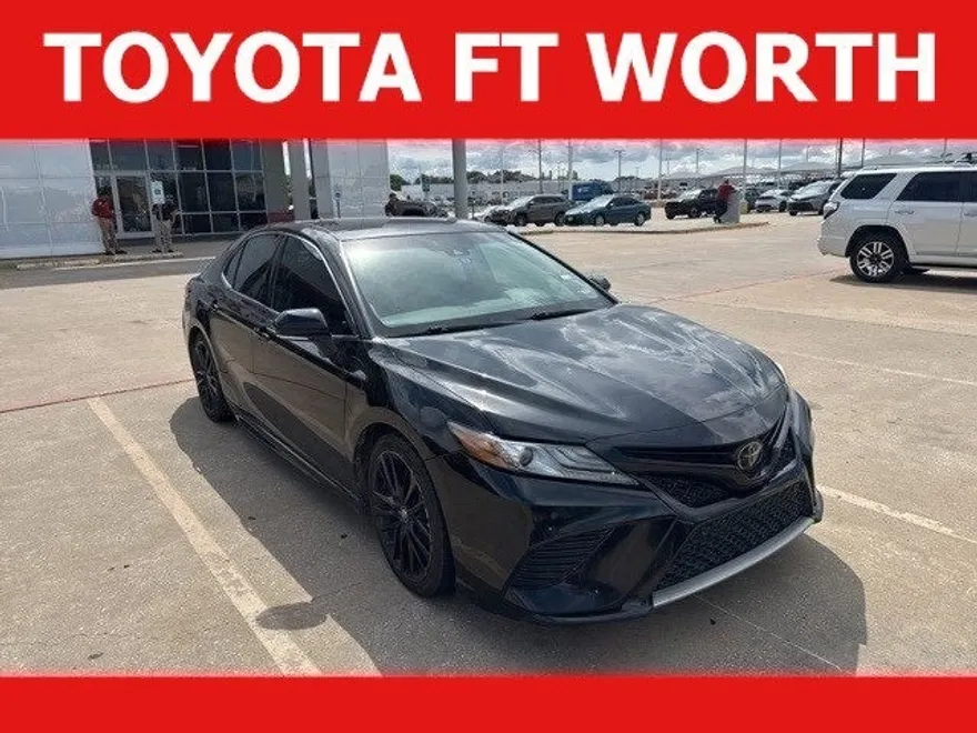 2018 Toyota Camry XSE V6 photo 1