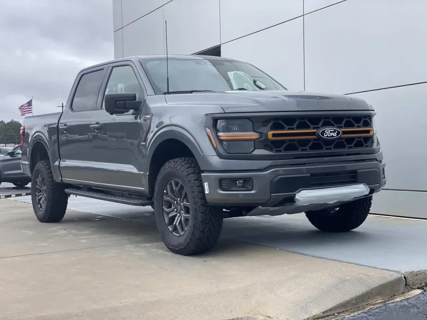 2025 Ford F-150 Tremor photo 1