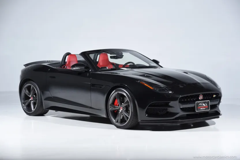 2020 Jaguar F-TYPE R photo 1
