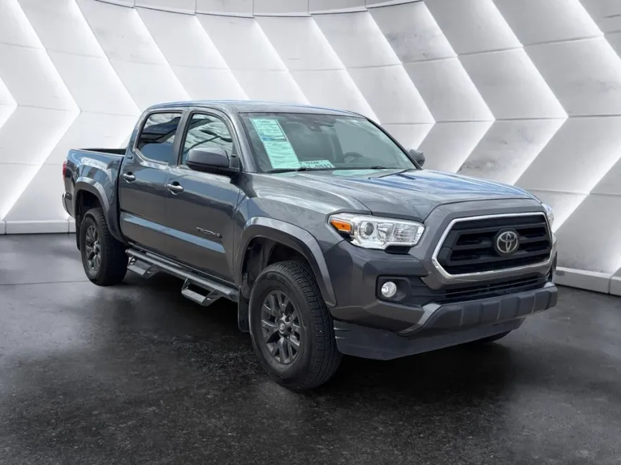 2023 Toyota Tacoma SR5 photo 1