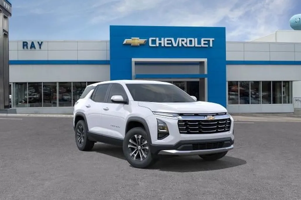 2026 Chevrolet Equinox LT photo 1