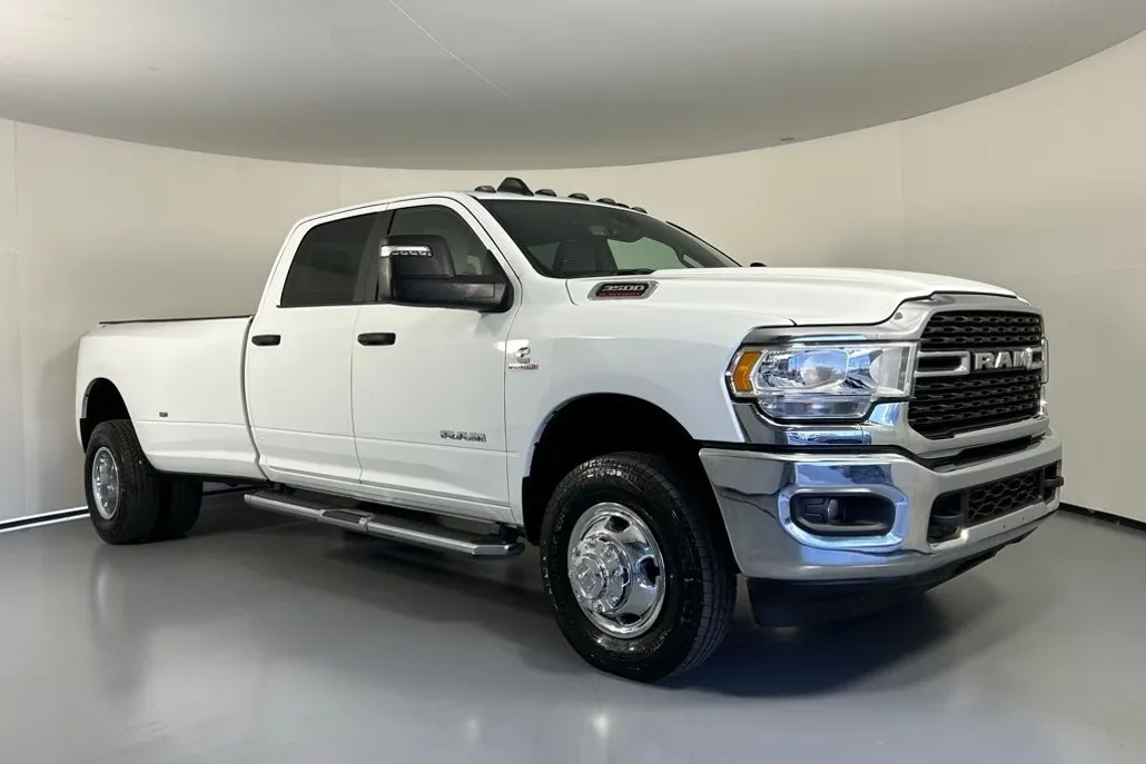 2024 Ram 3500 Big Horn photo 1