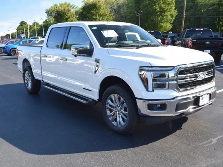 2025 Ford F-150 Lariat photo 1