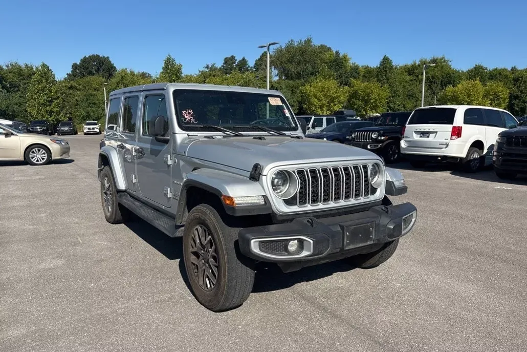 2024 Jeep Wrangler Sahara photo 1
