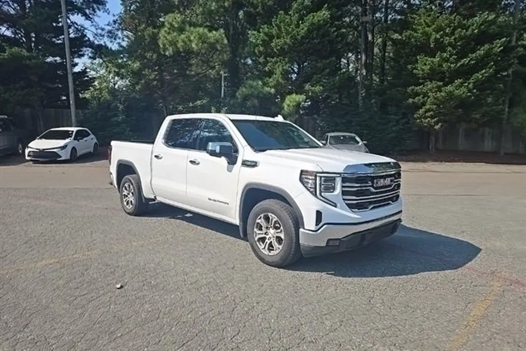 2024 Gmc Sierra 1500 SLT photo 1