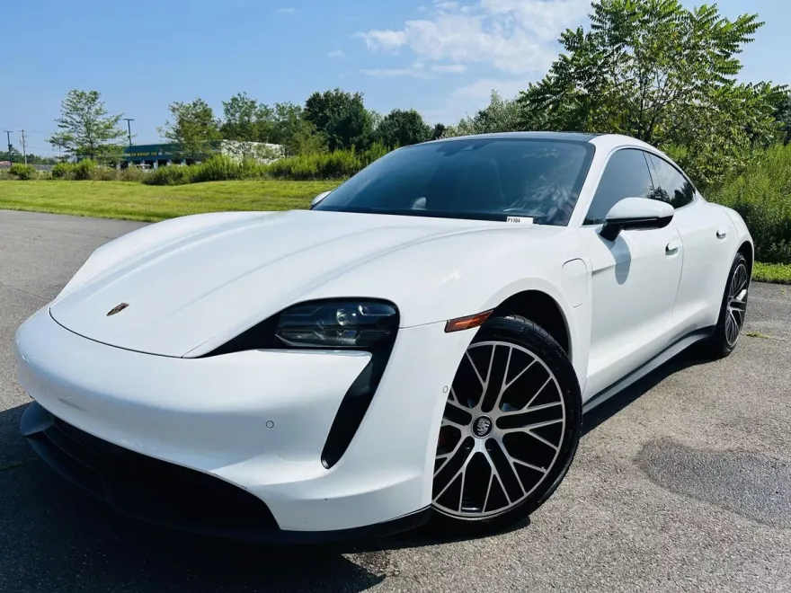 2020 Porsche Taycan 4S photo 1