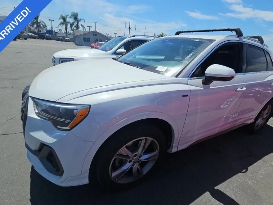 2020 Audi Q3 Premium S line photo 1