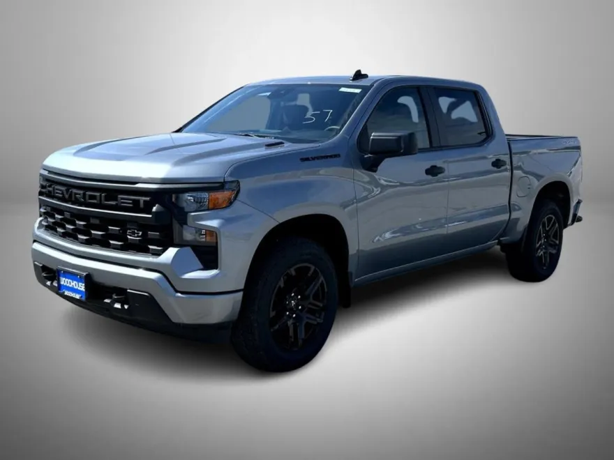 2026 Chevrolet Silverado 1500 Custom photo 1