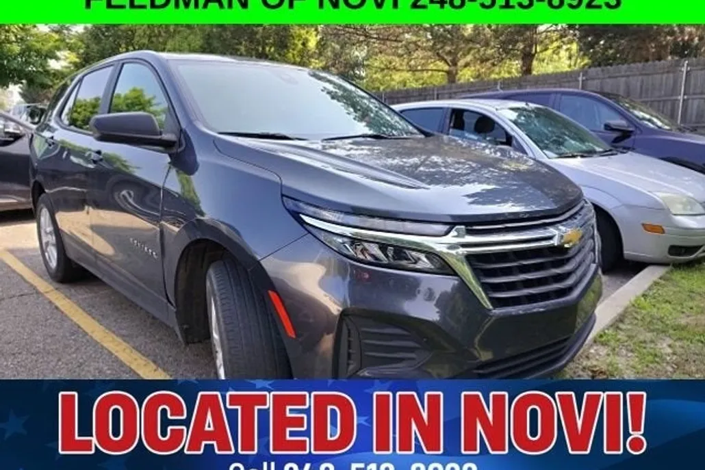 2022 Chevrolet Equinox LS photo 1