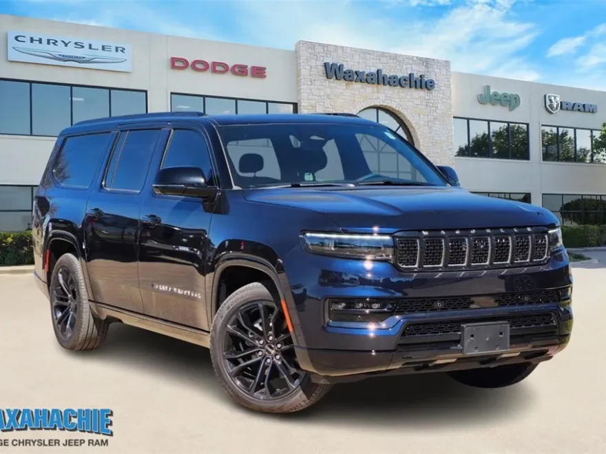 2024 Jeep Grand Wagoneer L II photo 1
