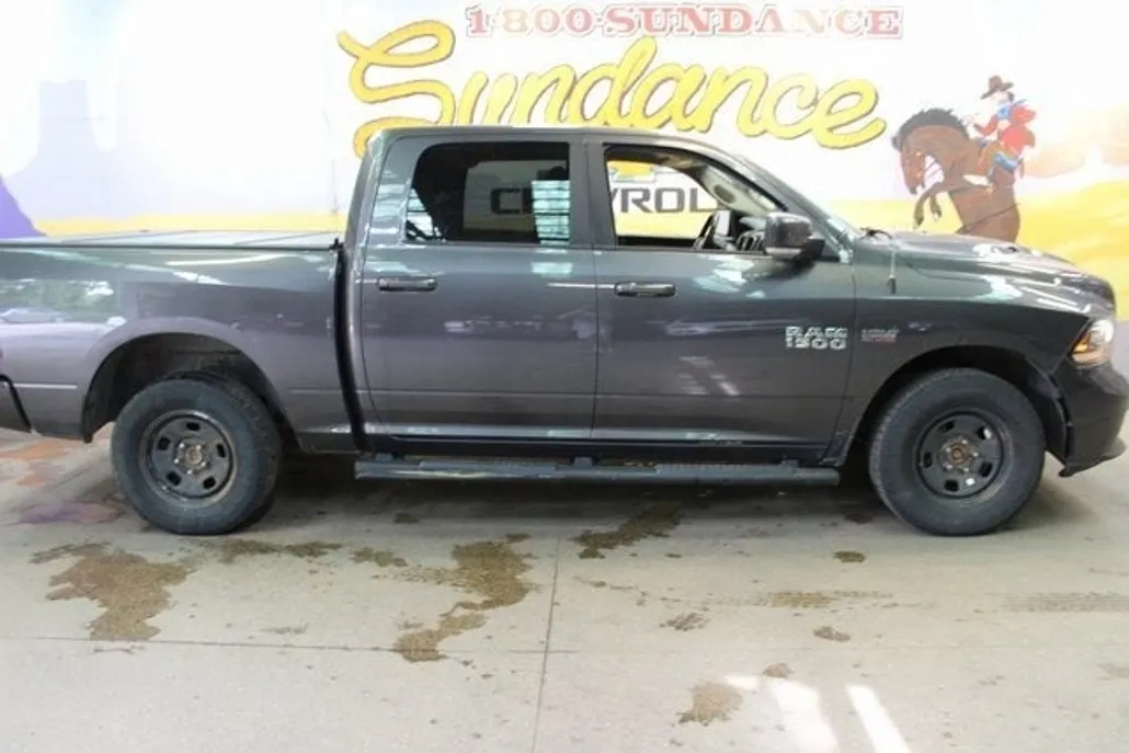 2016 Ram 1500 Sport photo 1