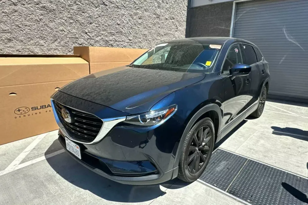 2023 Mazda CX-9 Touring photo 1