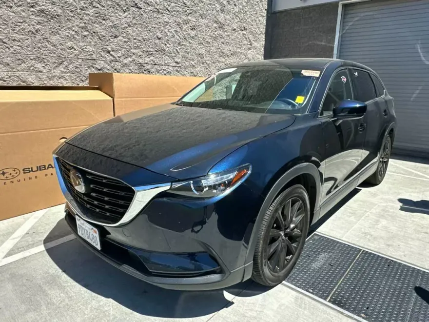 2023 Mazda CX-9 Touring photo 1