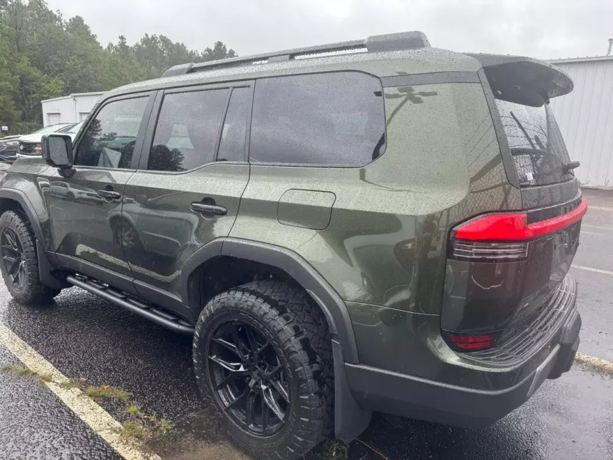 2024 Lexus GX 550 Overtrail photo 1