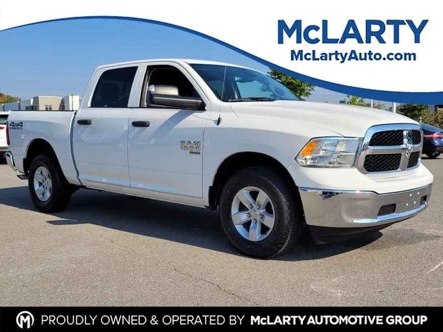 2023 Ram 1500 Classic SLT photo 1