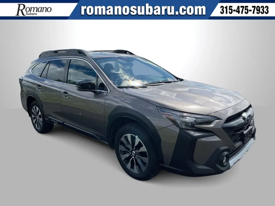 2023 Subaru Outback Limited photo 1
