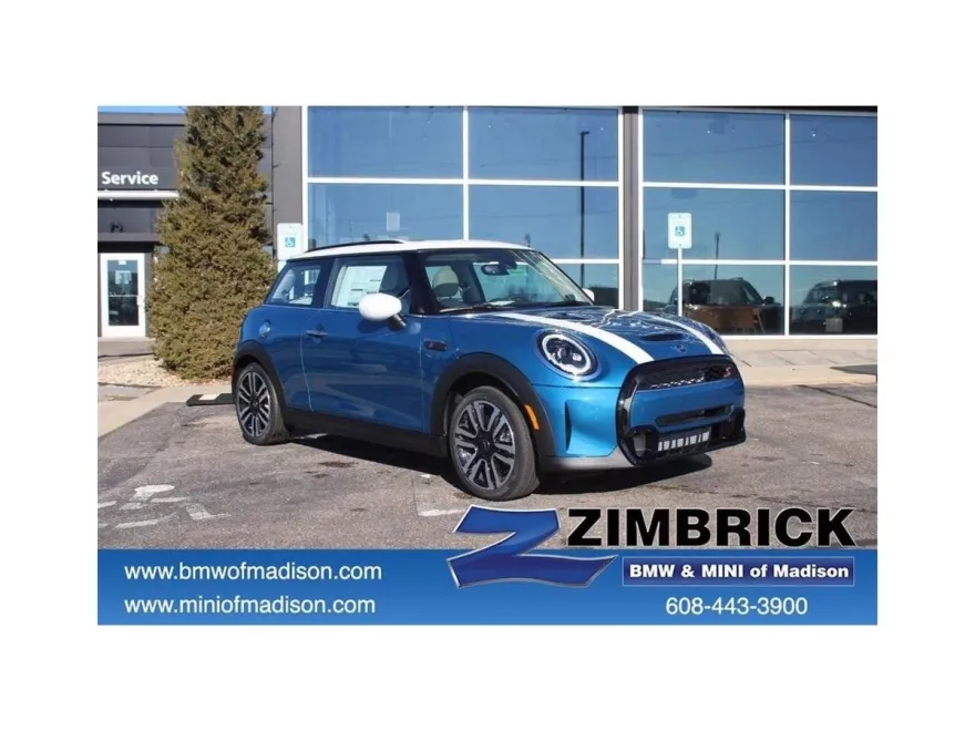 2024 Mini Cooper 2 Door Hardtop Signature photo 1
