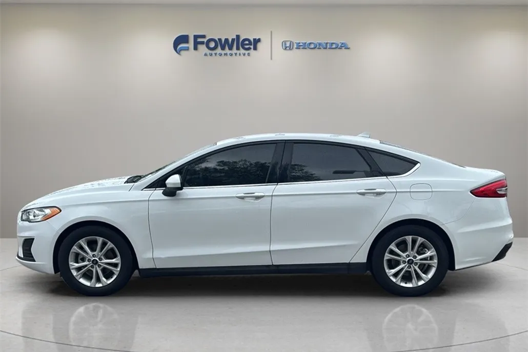 2020 Ford Fusion S photo 1