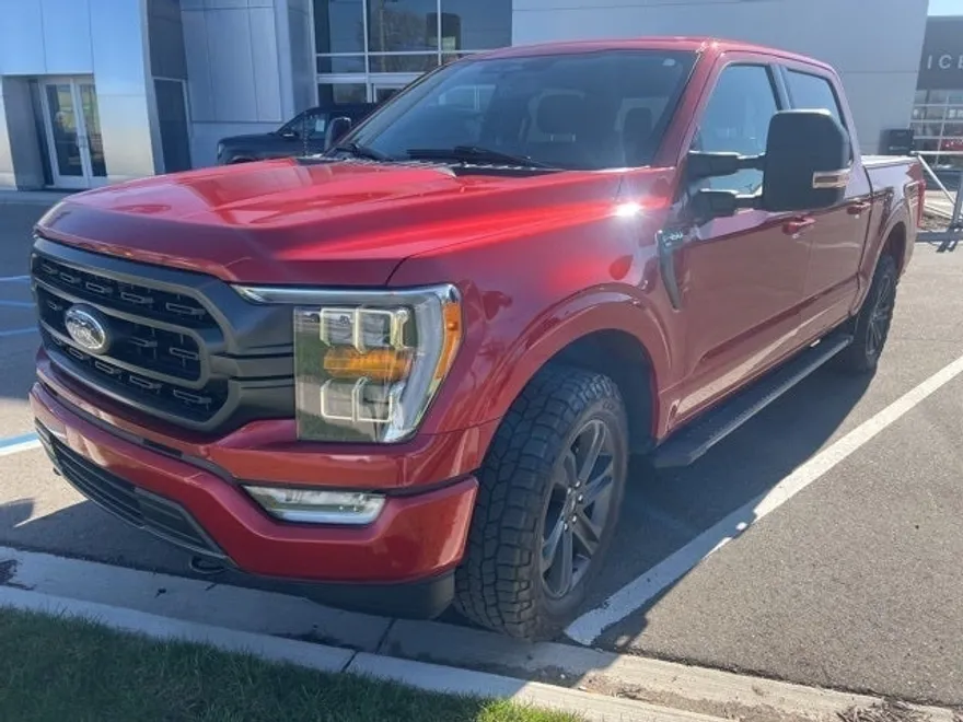 2023 Ford F-150 XLT photo 1