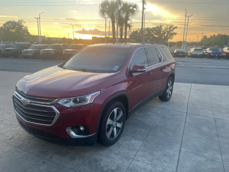 2019 Chevrolet Traverse 3LT photo 1
